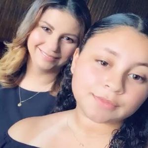 Meet your Posher, Iris